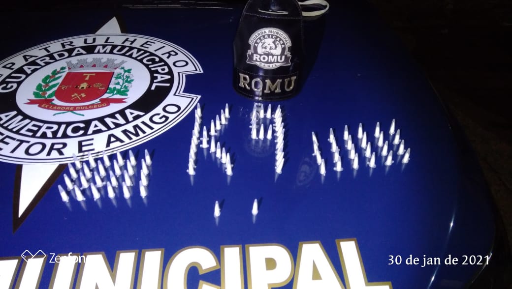 Drogas encontradas (Foto Guarda Municipal)