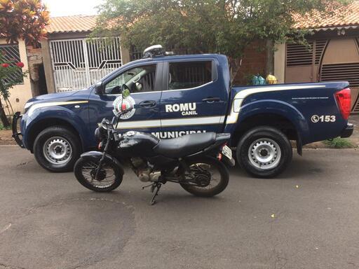 Motocicleta roubada (Foto: Guarda Municipal)